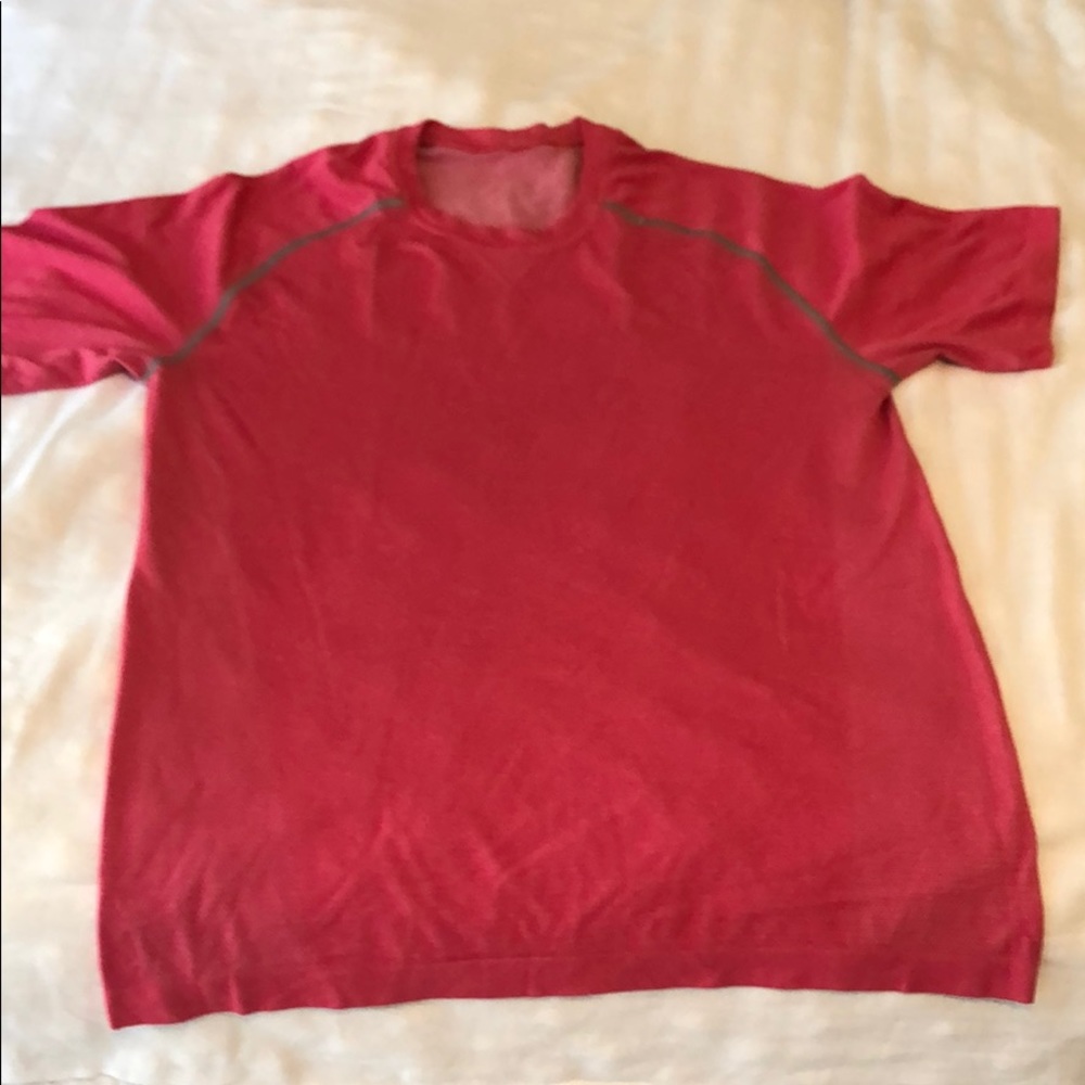 Lululemon Men’s Metal Vent Tee